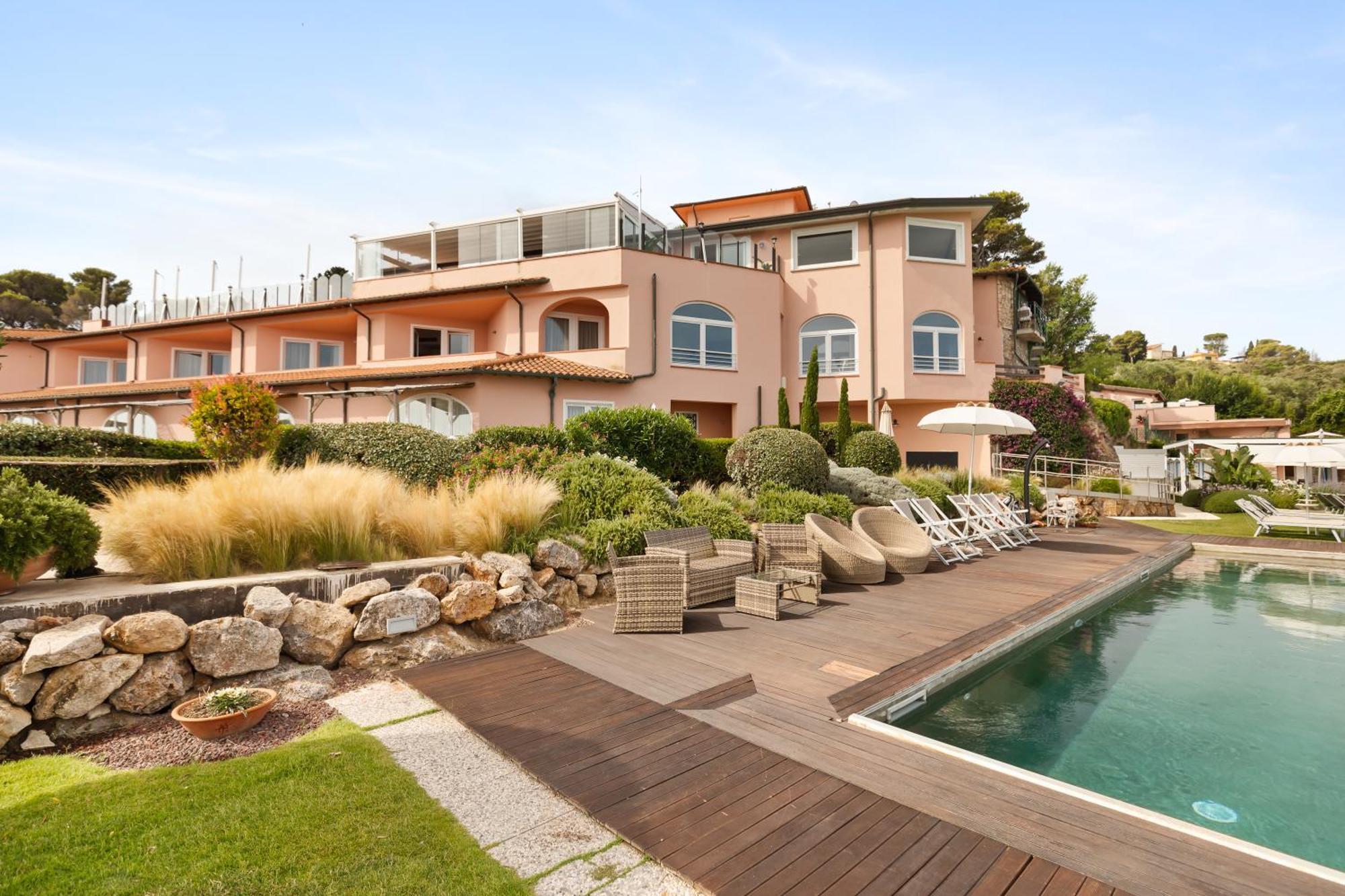 Hotel Villa Domizia Porto Santo Stefano  Eksteriør bilde