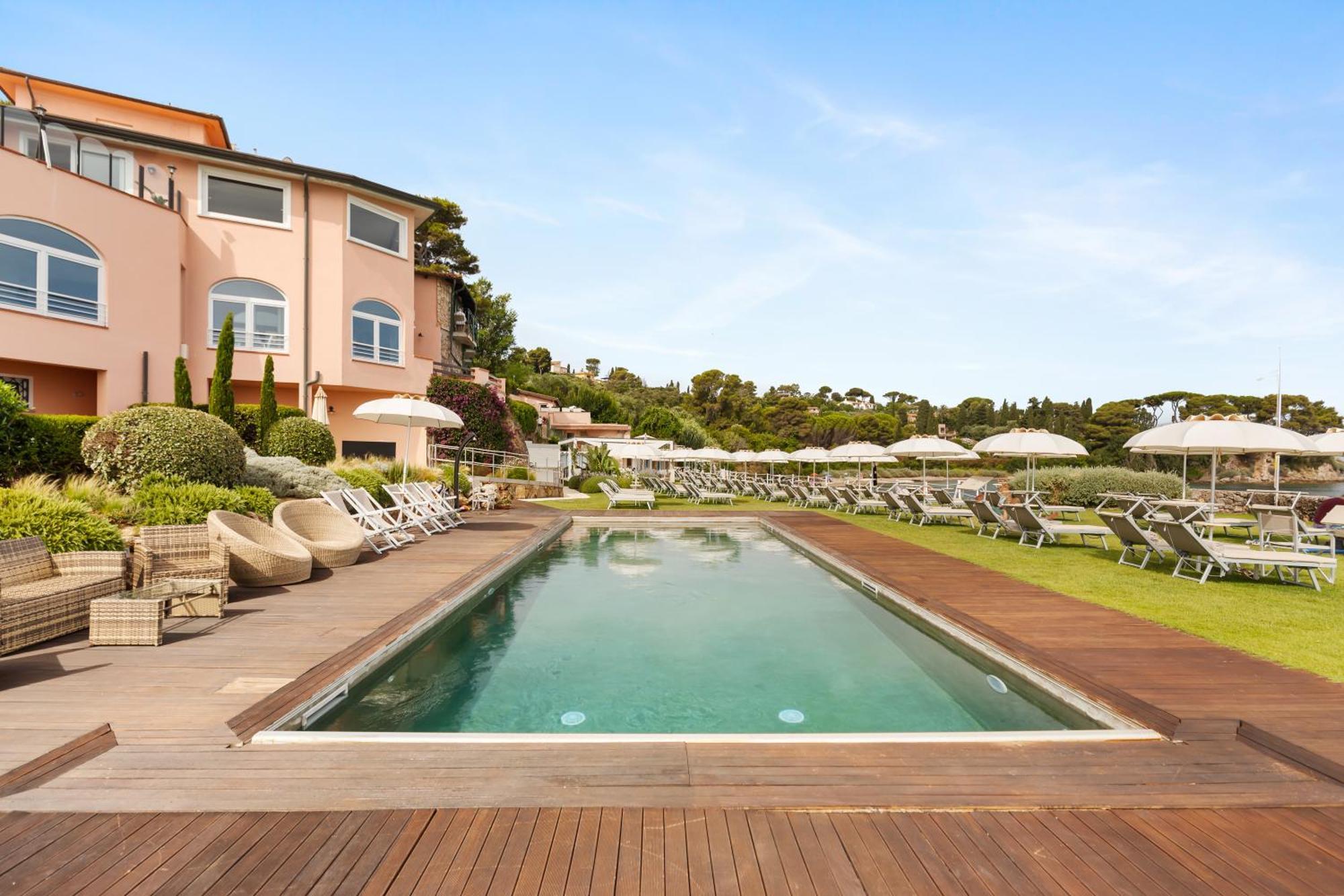 Hotel Villa Domizia Porto Santo Stefano  Eksteriør bilde